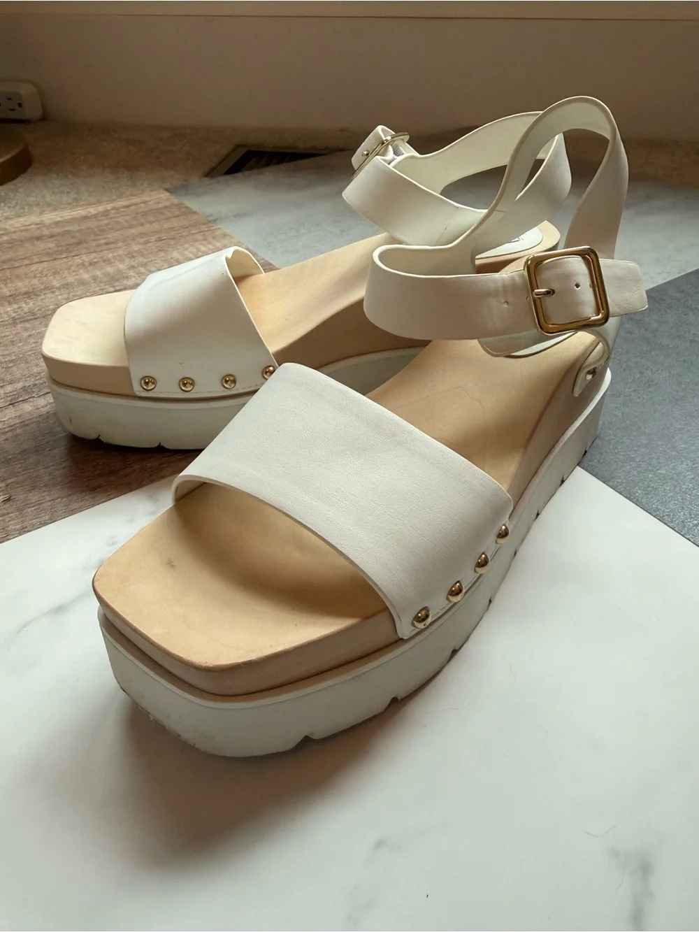 Steve Madden White Platform Sandals with Gold Studs